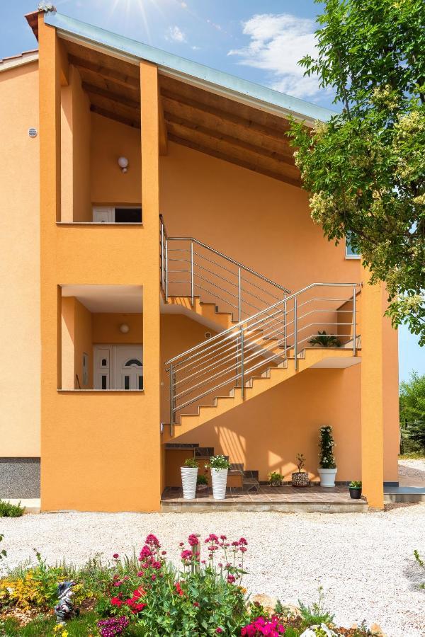 Guesthouse Miranda Np Krka Lozovac Exterior photo