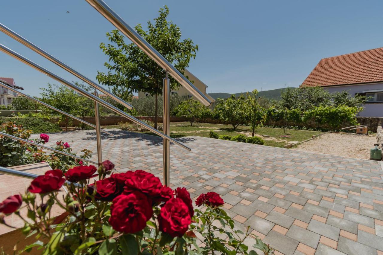 Guesthouse Miranda Np Krka Lozovac Exterior photo
